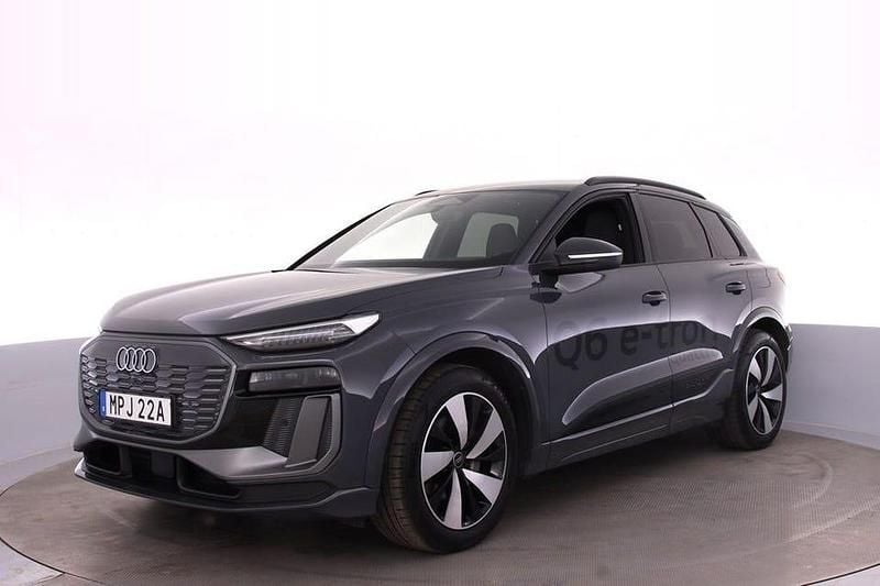 Magnetgrå Begagnad 2024 Audi Q6 e-tron S-Line SUV | 718 000 kr (Superpris) - Bild 1/4