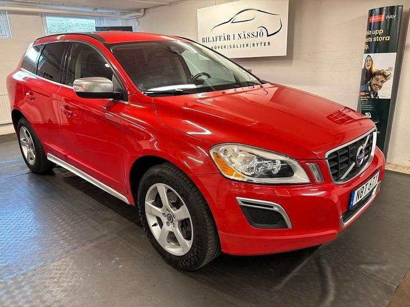Röd Begagnad 2013 Volvo XC60 R-Design SUV | 99 000 kr (Bra pris) - Bild 1/4