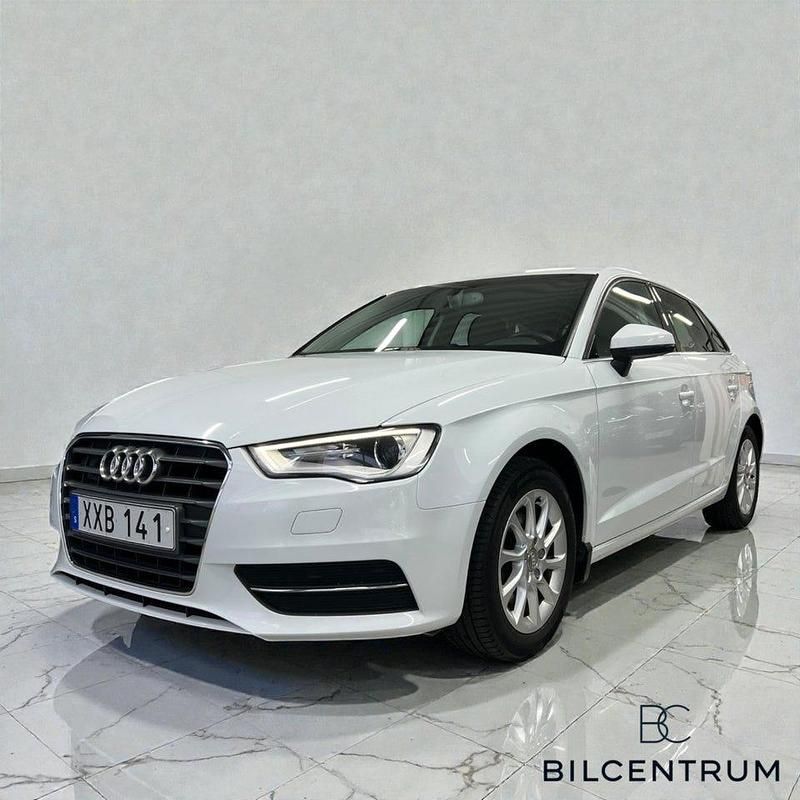 Vit Begagnad 2014 Audi A3 Sportback Halvkombi | 137 900 kr (Marknadspris) - Bild 1/4