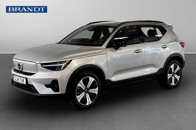 Begagnad Volvo XC40 Single Motor 175 kW (238 HK) 2023 Silver SUV