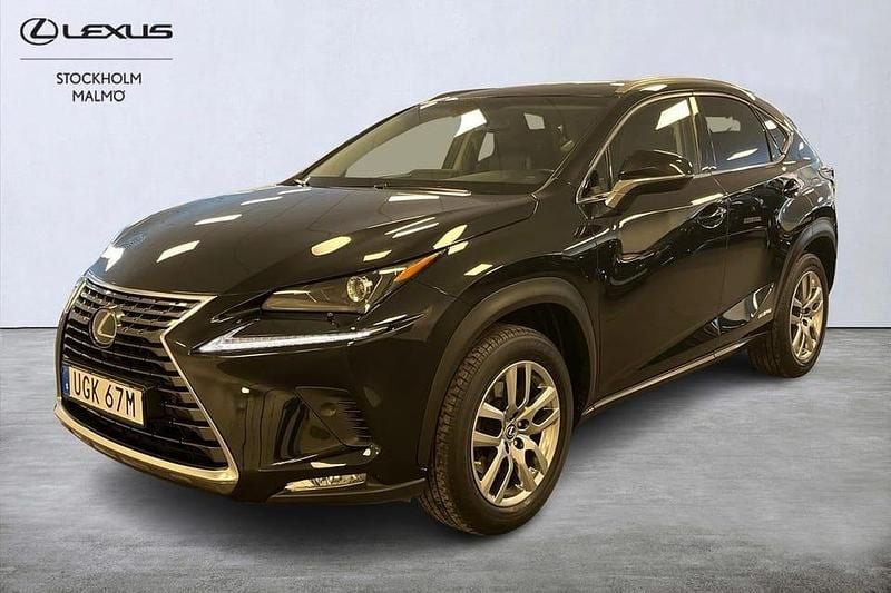 Svart Begagnad 2018 Lexus NX300h Executive Line SUV | 309 000 kr (Marknadspris) - Bild 1/4