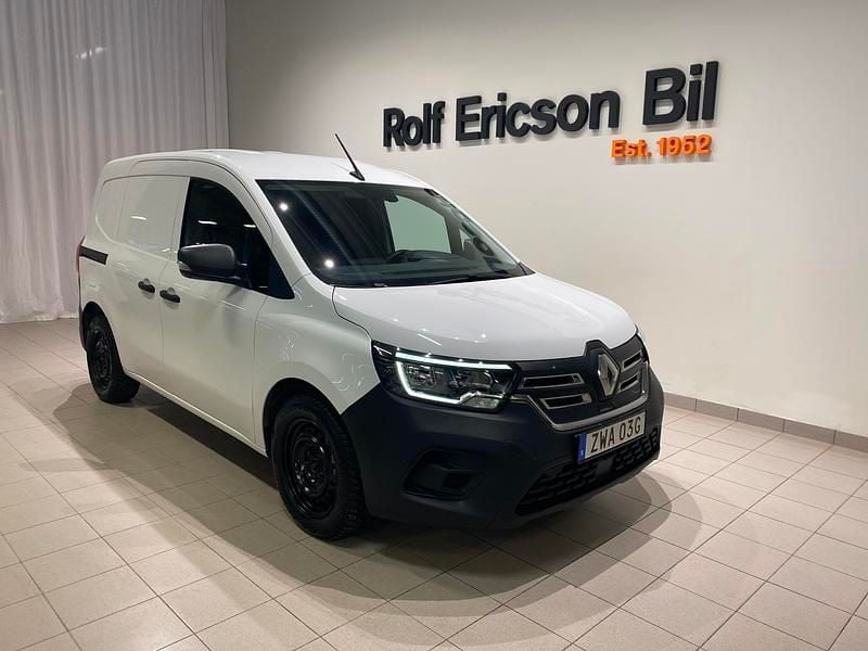 Vit Begagnad 2023 Renault Kangoo Minibuss | 229 500 kr (Superpris) - Bild 1/4