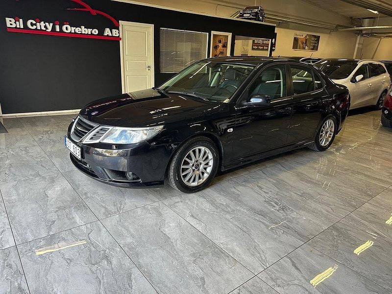Svart Begagnad 2008 Saab 9-3 Sedan | 69 900 kr (Lite dyr) - Bild 1/4