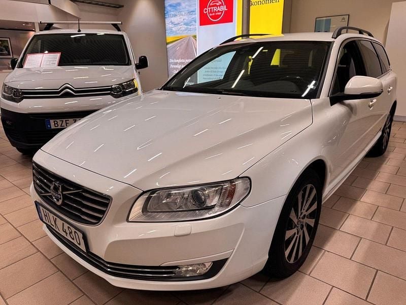 Vit Begagnad 2014 Volvo V70 Momentum Kombi | 114 900 kr (Marknadspris) - Bild 1/4