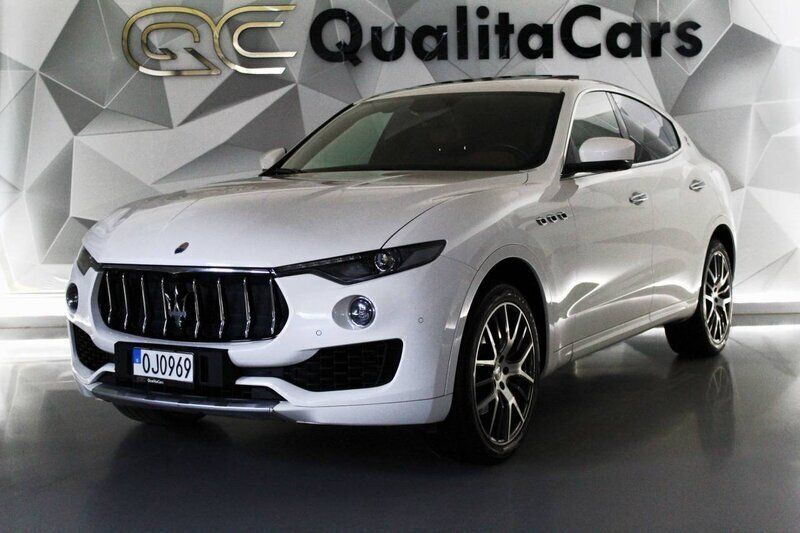 Vit Begagnad 2016 Maserati Levante SUV | 439 000 kr - Bild 1/4