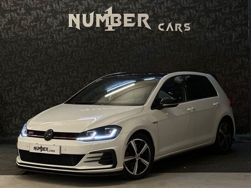 Vit Begagnad 2018 VW Golf Alltrack GTI Kombi | 269 900 kr - Bild 1/4