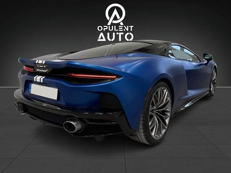 Begagnad McLaren GT 620 HK (456 kW) 2023 Blå Sportkupé