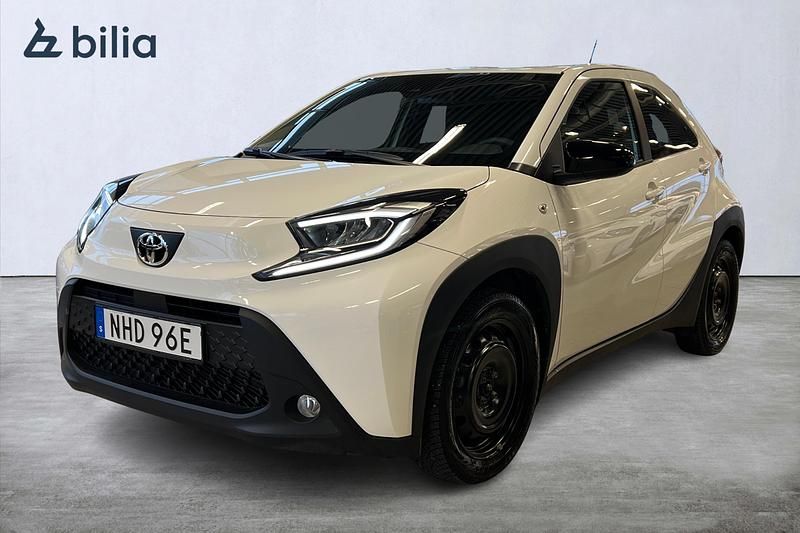 Begagnad Toyota Aygo X Comfort 72 HK (52 kW) 2025 Vit SUV