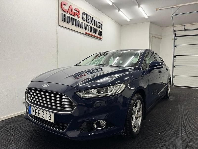 Begagnad Ford Mondeo Titanium 150 HK (110 kW) 2015 Blå Halvkombi