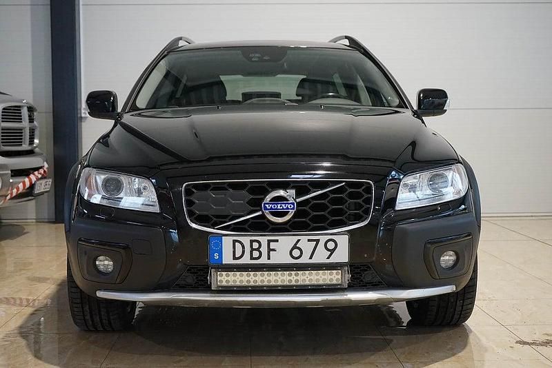 Begagnad Volvo XC70 Standard 181 HK (133 kW) 2016 Svart Kombi