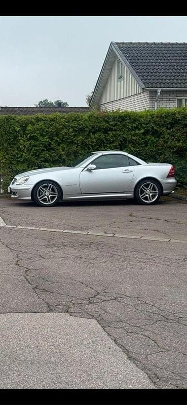 Silver Begagnad 2003 Mercedes SLK200 Cab | 53 000 kr (Bra pris) - Bild 1/3