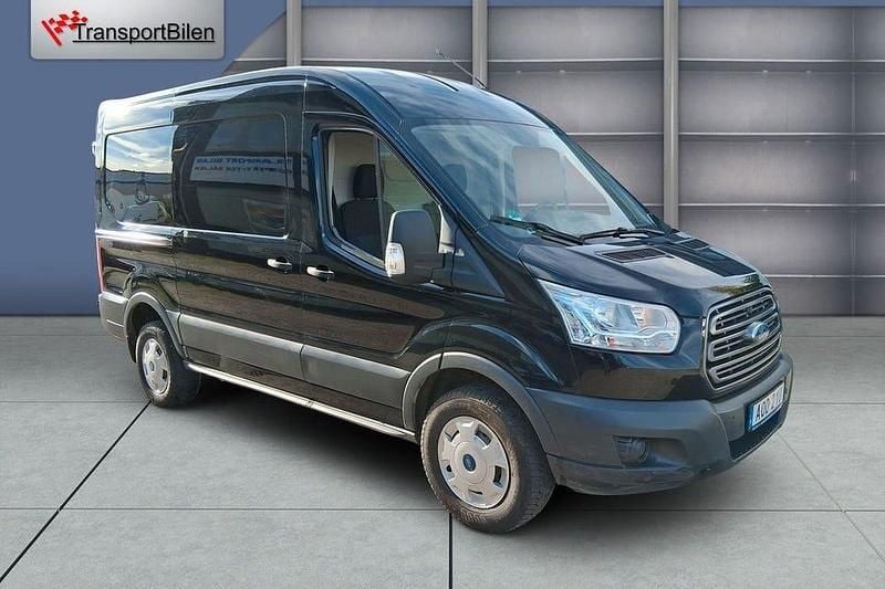 Svart Begagnad 2015 Ford Transit Van | 119 900 kr (Marknadspris) - Bild 1/4