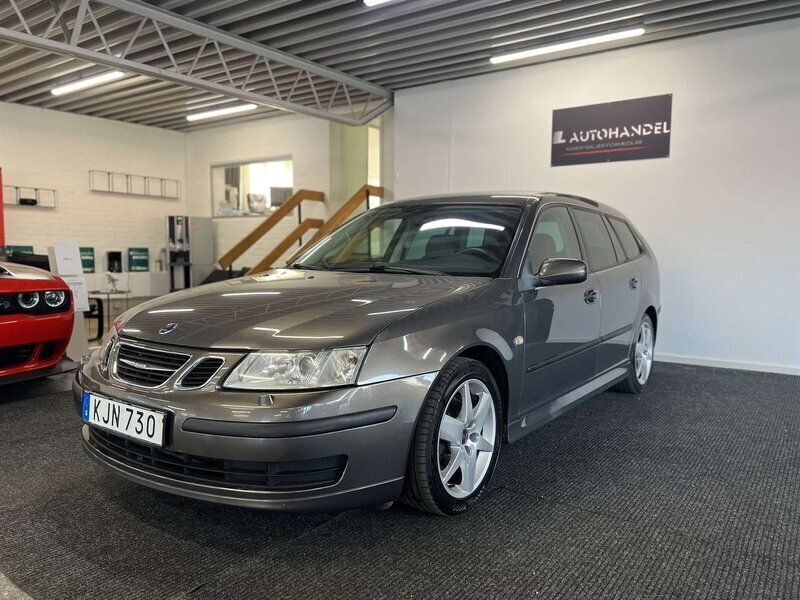 Mörkgrå Begagnad 2007 Saab 9-3 Vector Kombi | 33 900 kr (Lite dyr) - Bild 1/4