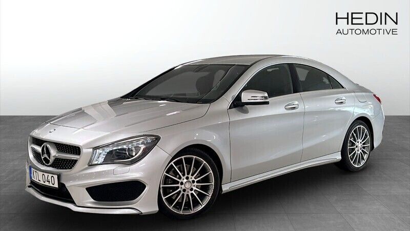 Silver Begagnad 2015 Mercedes CLA220 Sedan | 189 900 kr (Marknadspris) - Bild 1/4