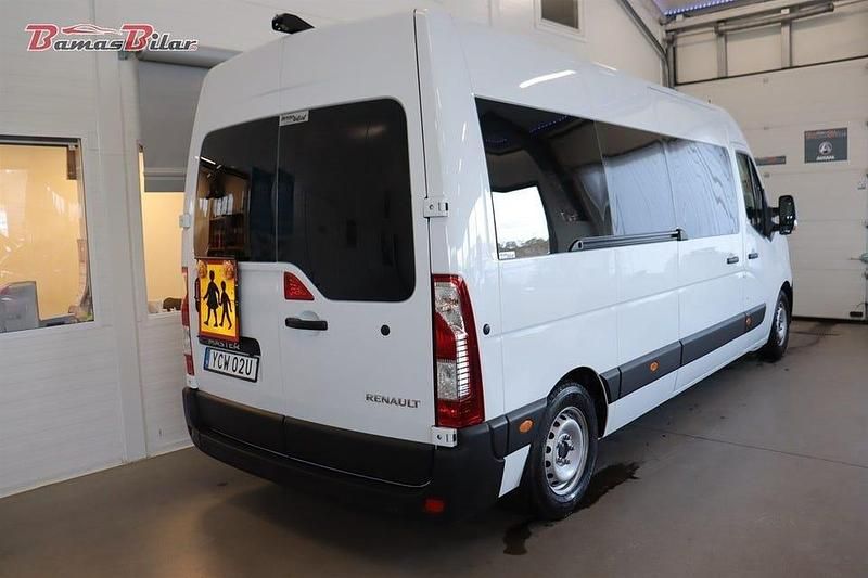 Begagnad Renault Master 146 HK (107 kW) 2024 Vit Minibuss