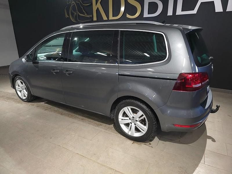 Begagnad VW Sharan GT 184 HK (135 kW) 2017 Mörkgrå Minibuss
