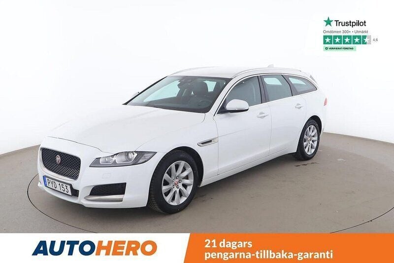 Vit Begagnad 2018 Jaguar XF Sportbrake Prestige Kombi | 219 000 kr - Bild 1/4