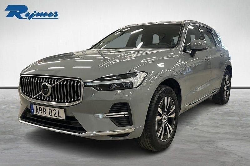 Begagnad Volvo XC60 Core 253 HK (186 kW) 2024 Grå SUV