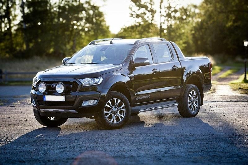 Svart Begagnad 2016 Ford Ranger Wildtrack Pickup | 120 000 kr - Bild 1/4