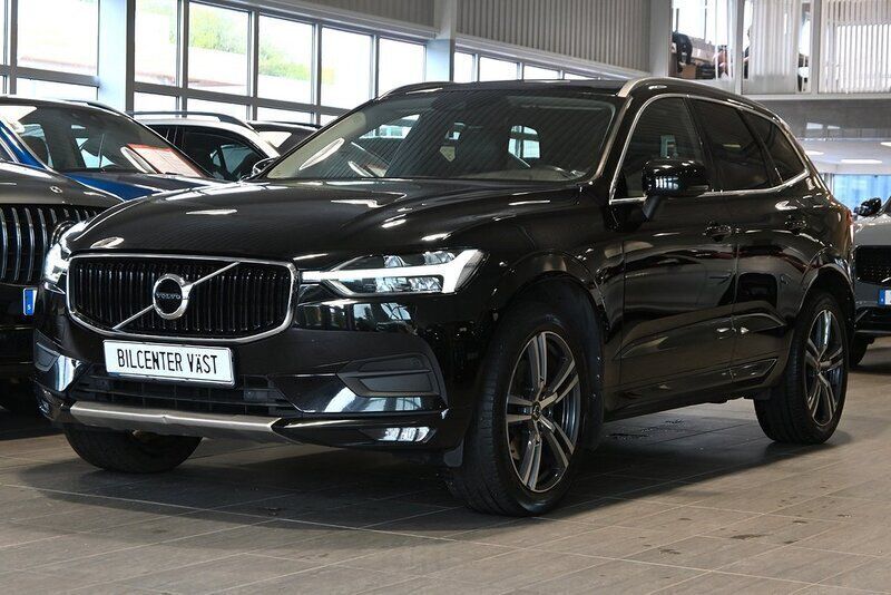 Svart Begagnad 2018 Volvo XC60 Momentum SUV | 269 000 kr (Marknadspris) - Bild 1/4