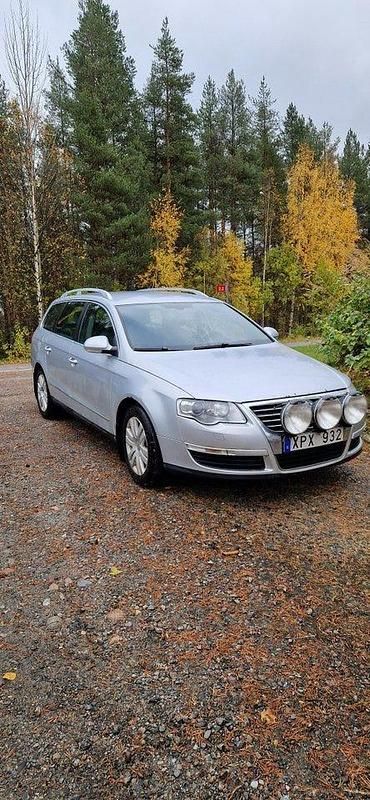 Begagnad 2006 VW Passat Highline Kombi | 20 000 kr (Bra pris) - Bild 1/1