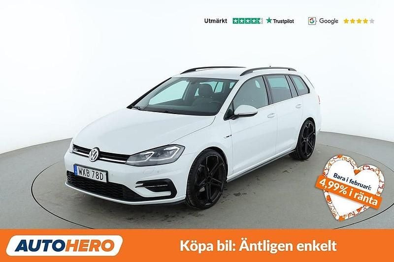 Begagnad VW Golf VIII R-line 150 HK (110 kW) 2019 Vit Kombi