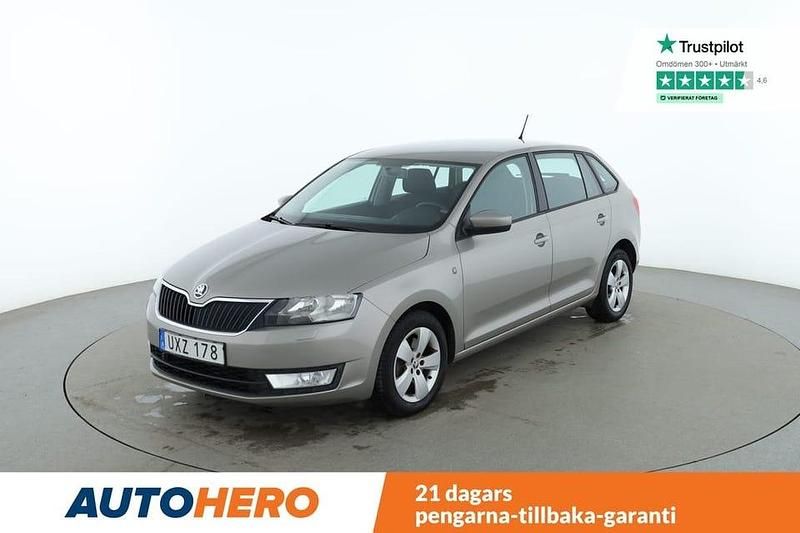 Brun Begagnad 2014 Skoda Rapid Halvkombi | 92 000 kr (Marknadspris) - Bild 1/4