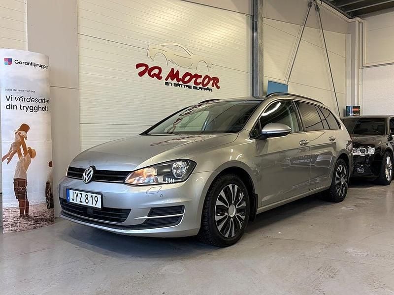 Silver Begagnad 2014 VW Golf VII Kombi | 84 900 kr (Marknadspris) - Bild 1/4