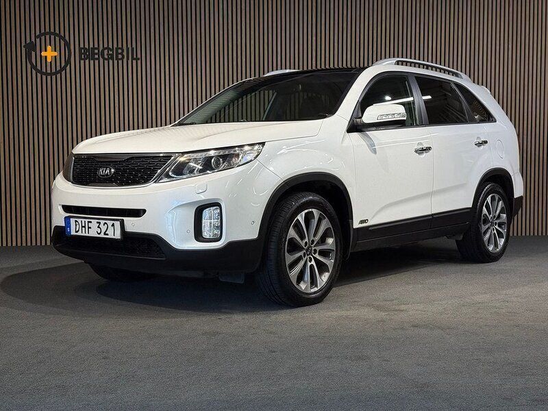 Vit Begagnad 2014 Kia Sorento SUV | 139 200 kr (Marknadspris) - Bild 1/4