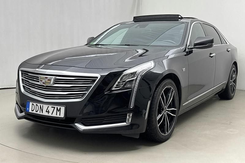 Svart Begagnad 2017 Cadillac CT6 Sedan | 239 000 kr - Bild 1/4