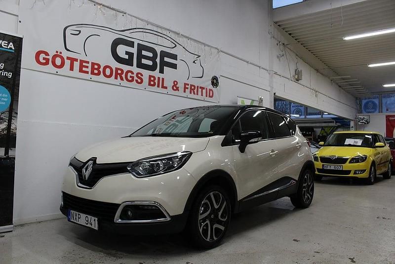 Vit Begagnad 2013 Renault Captur SUV | 69 000 kr (Lite dyr) - Bild 1/4