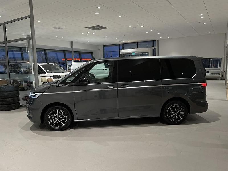 Ny VW Multivan 2026 Silver Van