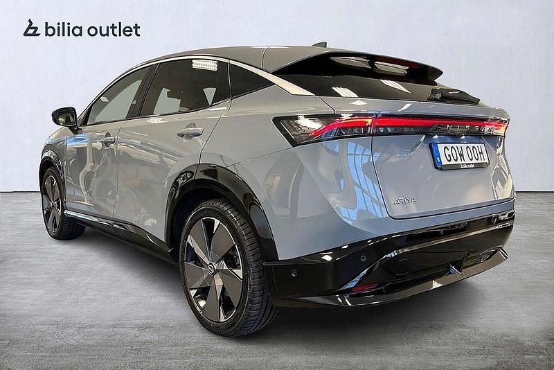 Begagnad Nissan Ariya Evolve 177 kW (242 HK) 2022 Ljusgrå SUV