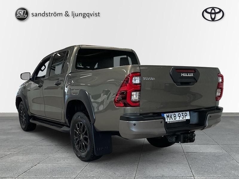 Begagnad Toyota HiLux 207 HK (152 kW) 2021 Grön Pickup