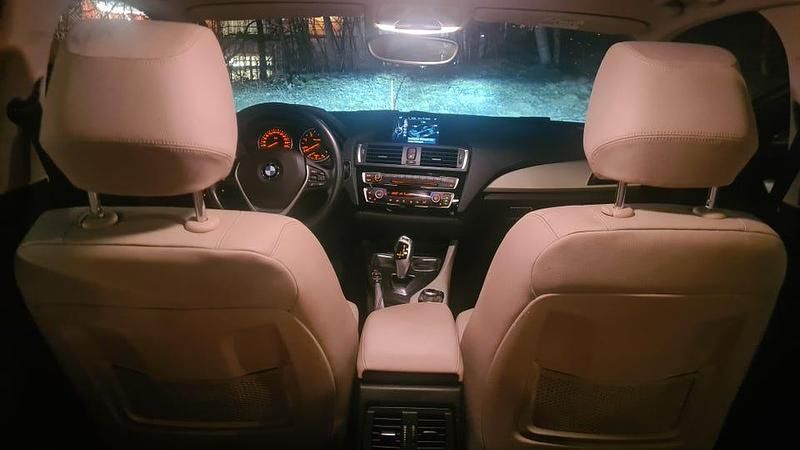 Begagnad 2016 BMW 118 Halvkombi | 157 000 kr (Bra pris) - Bild 1/4