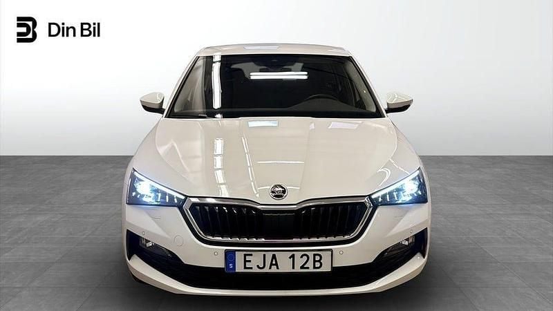 Begagnad Skoda Scala Style 110 HK (80 kW) 2022 Vit Halvkombi