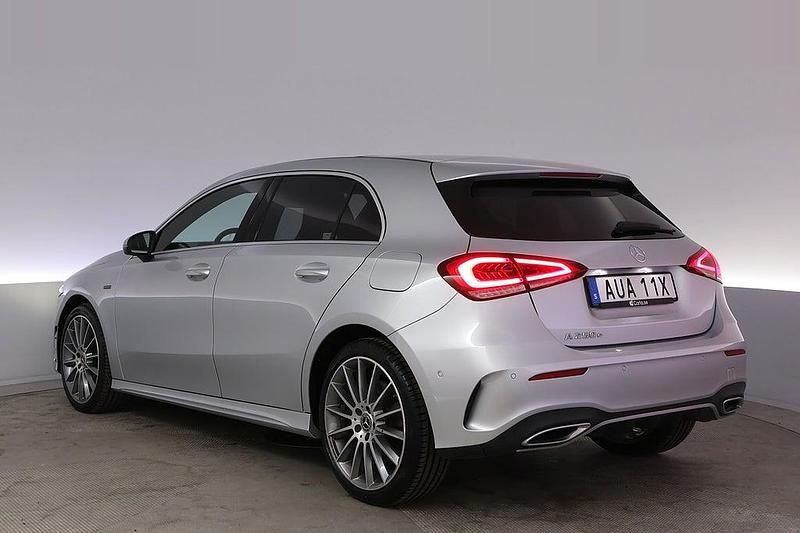 Begagnad Mercedes A250 AMG 160 HK (117 kW) 2020 Silver Halvkombi