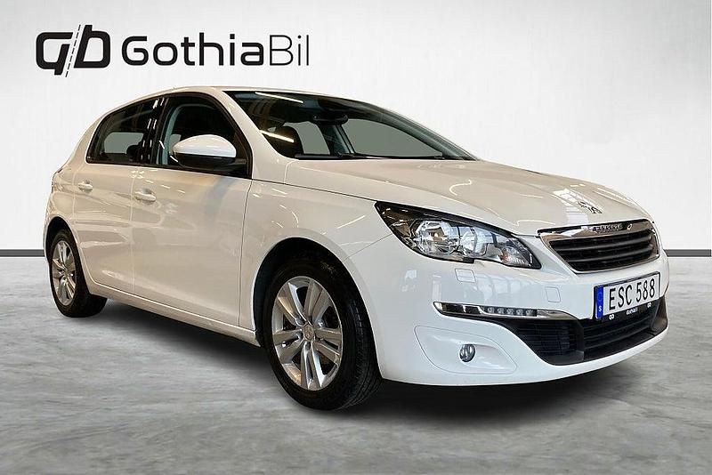 Begagnad Peugeot 308 Active 131 HK (96 kW) 2015 Vit Halvkombi