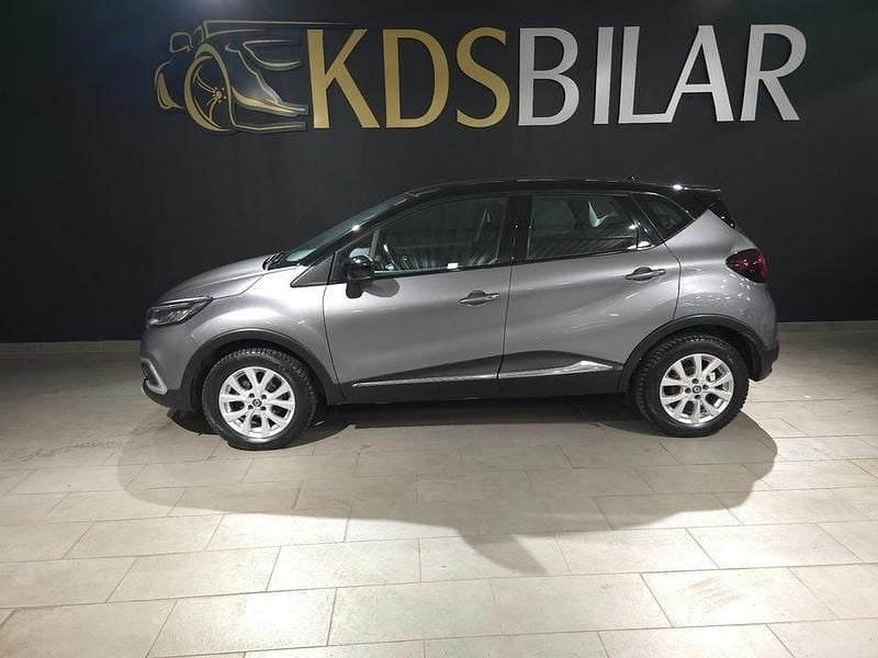 Flerfärgad Begagnad 2017 Renault Captur Dynamique SUV | 109 500 kr (Lite dyr) - Bild 1/4