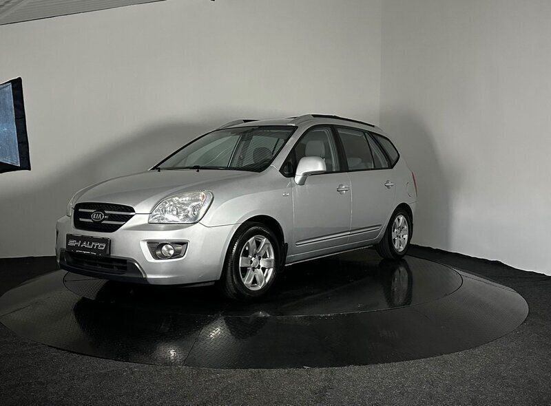 Silver Begagnad 2007 Kia Carens Minibuss | 44 900 kr (Marknadspris) - Bild 1/4