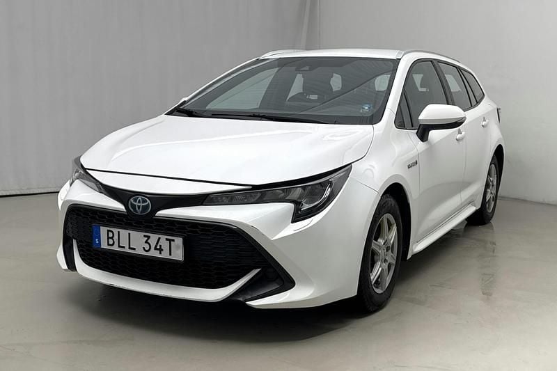 Vit Begagnad 2020 Toyota Corolla Active Kombi | 129 000 kr (Superpris) - Bild 1/4