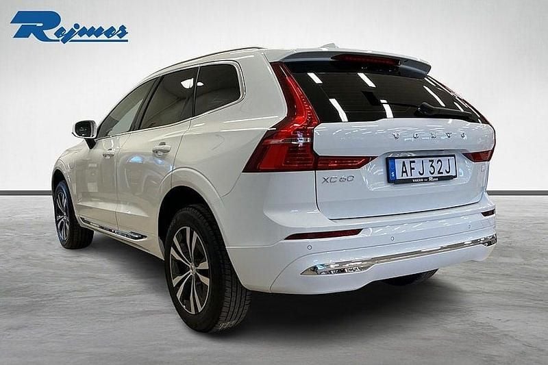 Begagnad Volvo XC60 253 HK (186 kW) 2022 Ice vit SUV