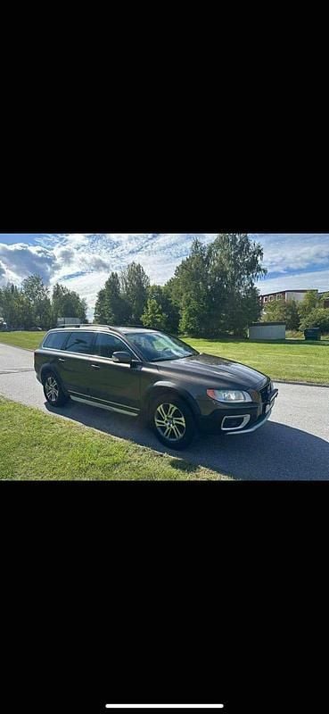 Begagnad 2013 Volvo XC70 Kombi | 99 500 kr (Marknadspris) - Bild 1/4