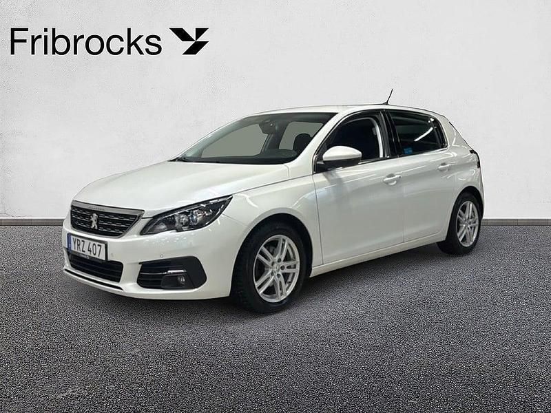 Vit Begagnad 2017 Peugeot 308 Allure Halvkombi | 119 800 kr (Marknadspris) - Bild 1/4