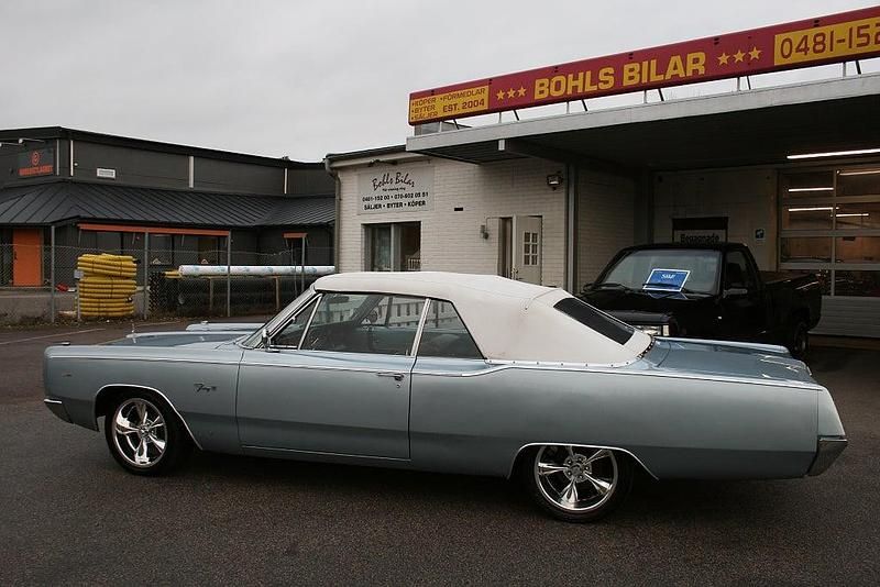 Begagnad Plymouth Fury 360 HK (264 kW) 1967 Ljusblå Cab