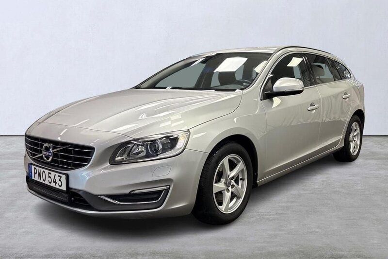 Silver Begagnad 2014 Volvo V60 Business Edition Kombi | 125 000 kr (Bra pris) - Bild 1/4