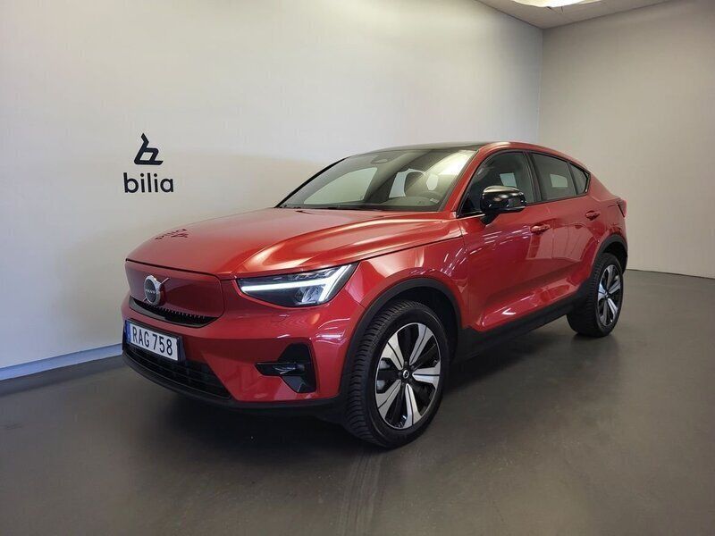 Röd Begagnad 2023 Volvo EC40 Plus SUV | 358 500 kr (Bra pris) - Bild 1/3