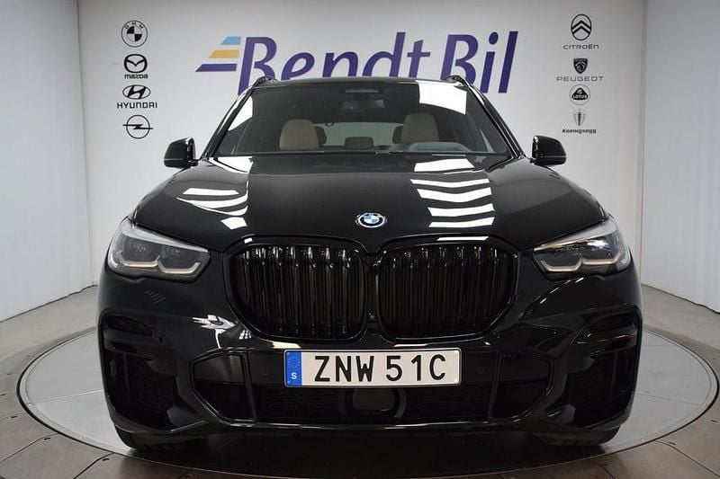 Begagnad BMW X5 M Sport 394 HK (289 kW) 2022 Black sapphire metallic SUV
