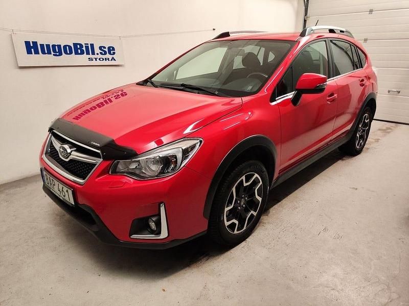 Röd Begagnad 2016 Subaru XV SUV | 199 500 kr (Dyr) - Bild 1/4