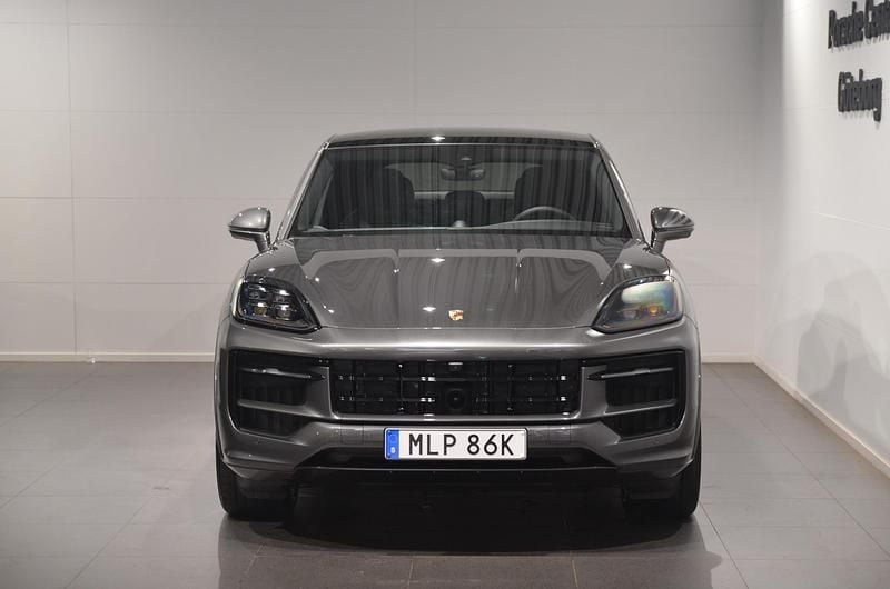 Begagnad Porsche Cayenne 470 HK (345 kW) 2025 Grå SUV